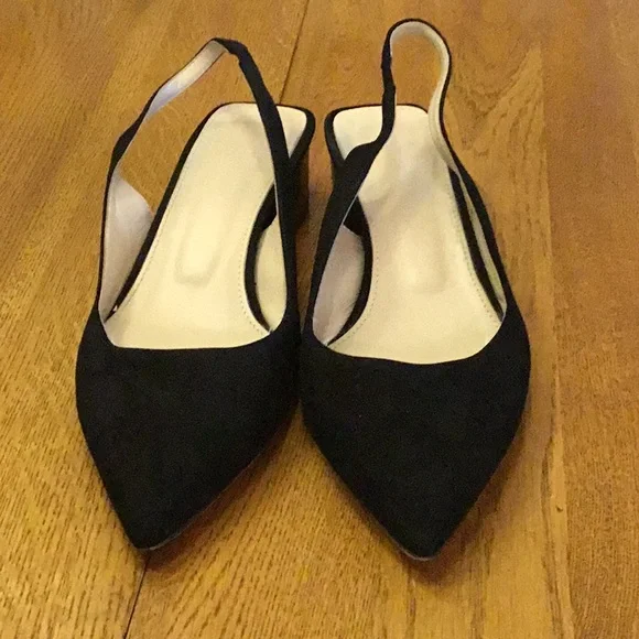 Woman’s Theory black suede sling back block heel pumps. Size 38.5. Barely worn! - Picture 2 of 8